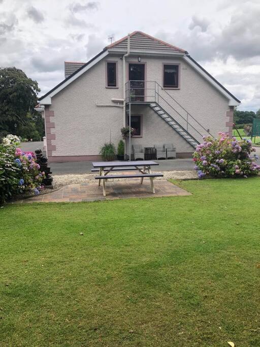 Appartement Meadow House In County Donegal à Donegal Town Extérieur photo